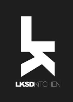 Lksd kitchen - Honey Sriracha Glazed Chicken with Rice... You need to change it up from time to time!!! • Chicken: - 4-6 Chicken Thighs - 1.5 tbsp of SPG - 2 tsp...